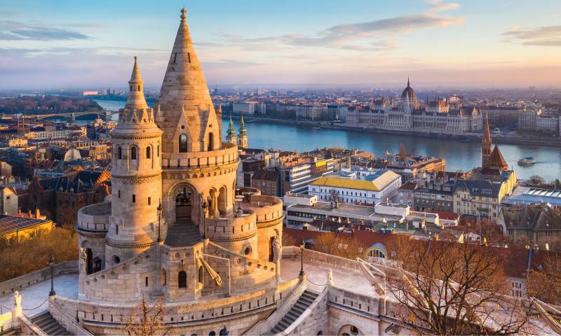 8 NIGHTS & 9 DAYS BEAUTY OF EUROPE TOUR