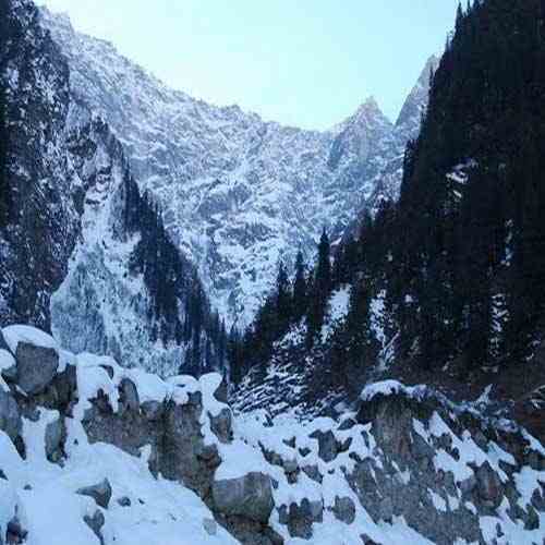 Manali Tour Package With Solang Valley,Gulaba Snow Point And Manikaran/ Kasol By Volvo Bus