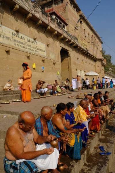 9d Bodhgaya- Varanasi- Prayagraj- Ayodhya- Mathura- Vrindavan- Khatu Shyam- Delhi Tour