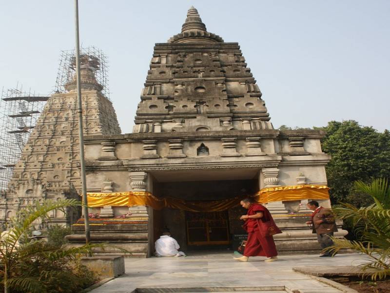 Buddhist Pilgrimage Itinerary 7 Day Tour