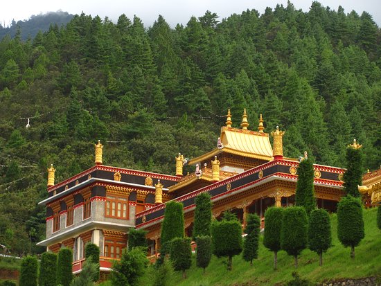 7 Days Family Tour – Nameri -Dirang - Tawang - Bomdila from Guwahati