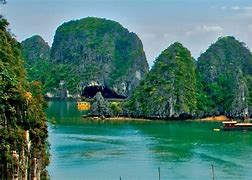 Tour Package to Vietnam - HANOI – NINH BINH – HALONG BAY - 3 Nights 4 Days