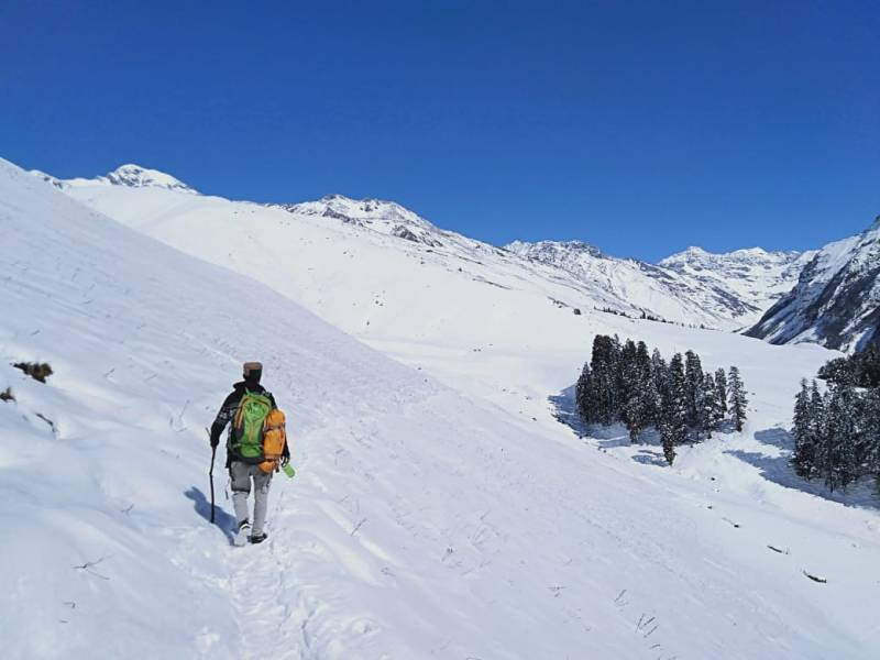 Buran Ghati Trek Tour