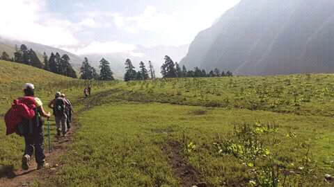 Buran Ghati Trek Tour