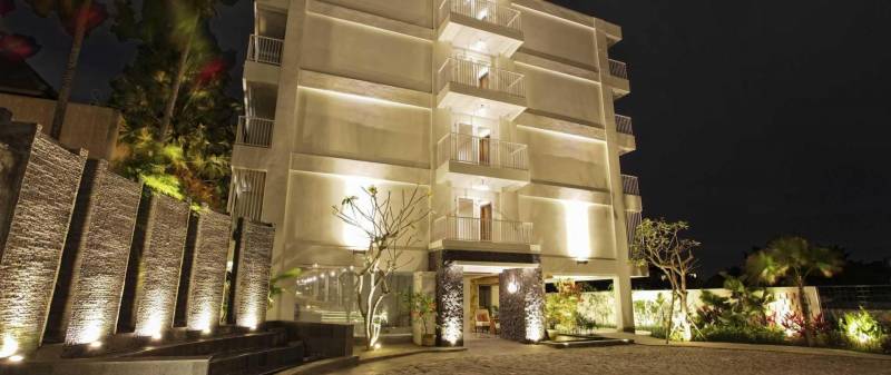 4 N @Paragon Hotel Seminyak