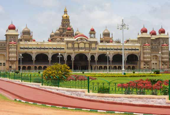 Mysore - Ooty - Kodaikanal Tour