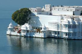 Gujrat & Lake City Of Rajasthan Tour