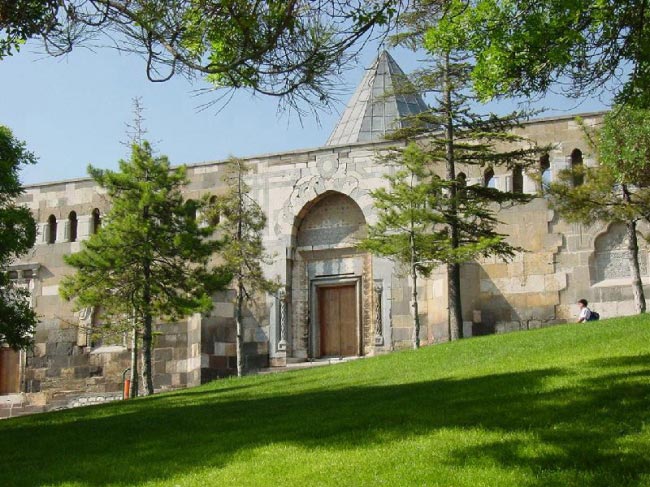 Eros Vacation Package: 15 Days