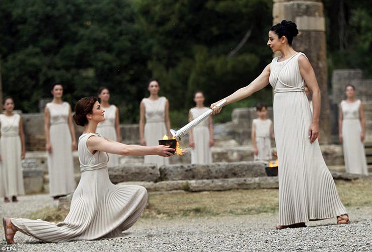 Classical tour Mykonos and Santorini