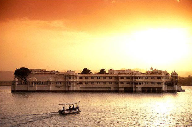 Beautiful Rajasthan With Lakes And Palaces Tour