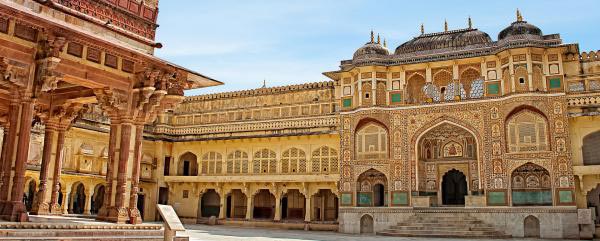 Indian Desert Taj Mahal Forts Khajuraho And Ganges Tour