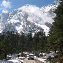 Gangtok - Lachen - Lachung - Pelling Tour Package