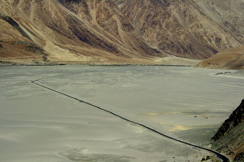 Discover Leh with the Nubra Valley Package