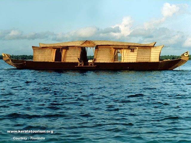 Soul Of Kerala With Beaches Tour