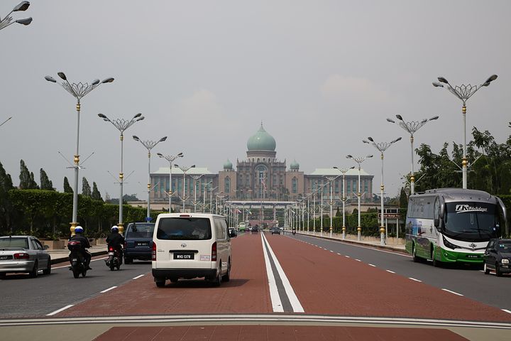 Shah Alam - Putrajaya Tour