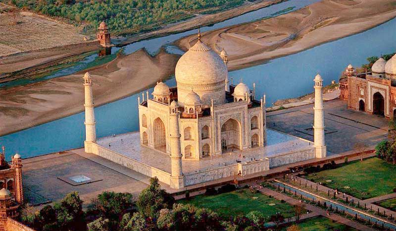 Taj Mahal With Udaipur Tour
