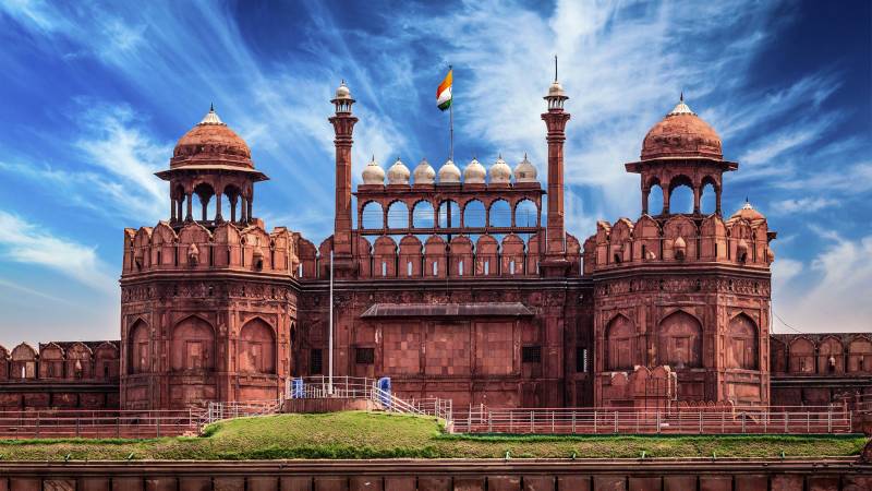 Enjoy Exquisite 5 Days/ 4 Night Trip To Delhi Package