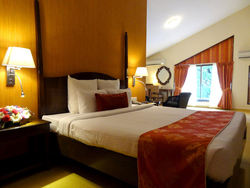 Best Offer - The Crown Goa Panji