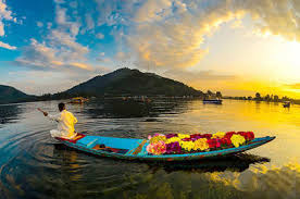 05 Nights/ 06 Days Budget Honeymoon  Kashmir Tour Package