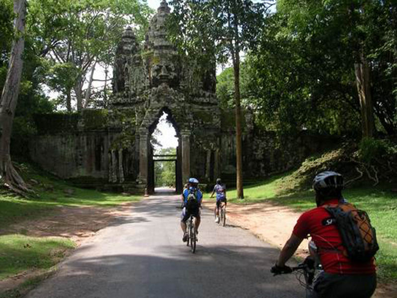 Angkor Cycling One Day Tour