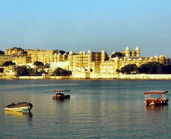 Tour of Chittorgarh with more Nice Destinations