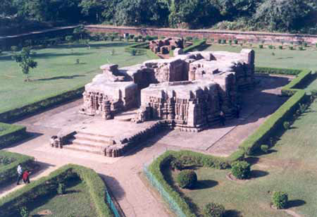 Orissa with Diamond Triangle Tour