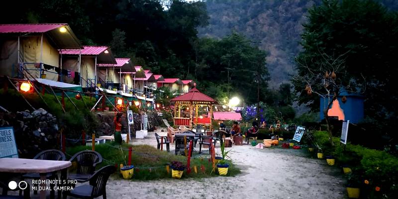 Luxury Camping & Rafting