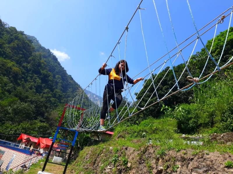 Luxury Camping & Rafting