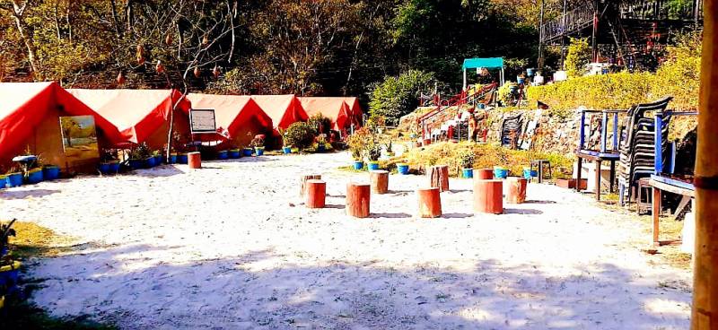 Luxury Camping & Rafting