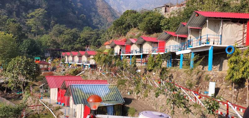 Luxury Camping & Rafting