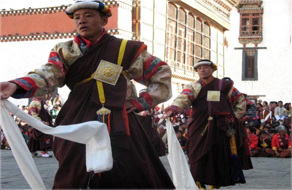 Jambay Lhakhang Drup Tour