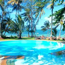 8 Days Diani Beach Escape and Safari Tour in Amboseli and Tsavo, Kenya Tour