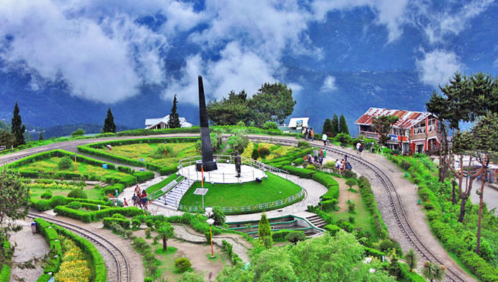 ANMOL HIMALAYA TOUR  (Gangtok 3N - Lachung 2N - Pelling 2N - Darjeeling 2N)