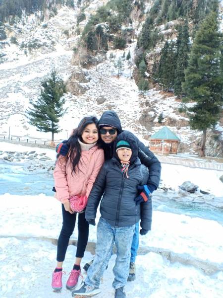 4 Nights 5 Days Kashmir Honeymoon Package