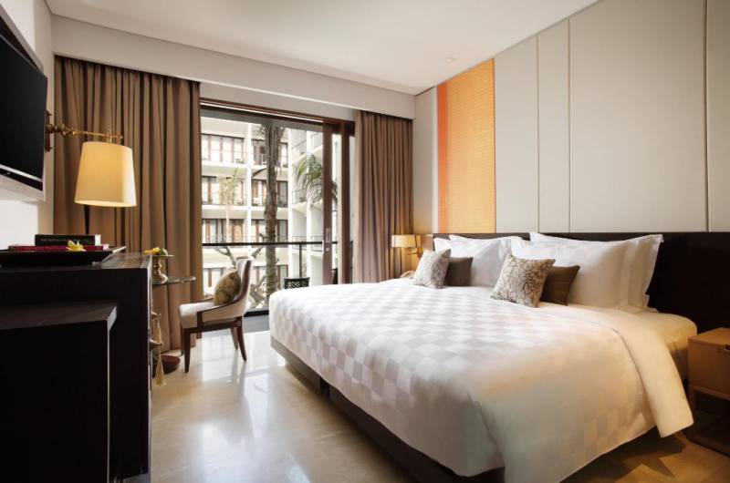 3 Nights / 4 Days Honeymoon Package with 90 Minutes Spa