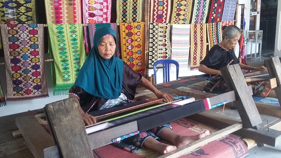 Lombok Package Tours | a Real Taste of Adventures