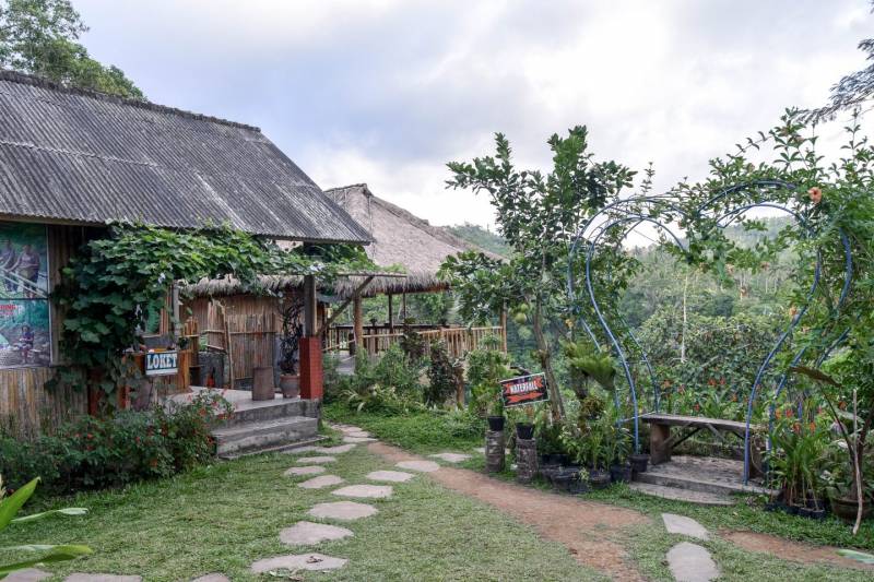 2n3d Stay At D'lekeleke Bamboo Villa Tour