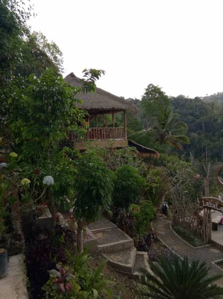 2n3d Stay At D'lekeleke Bamboo Villa Tour