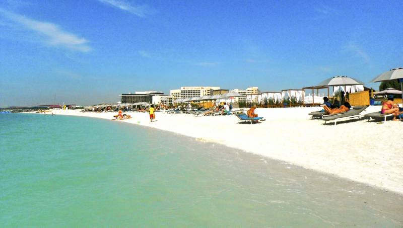 Dubai and Yas Island Tour Package