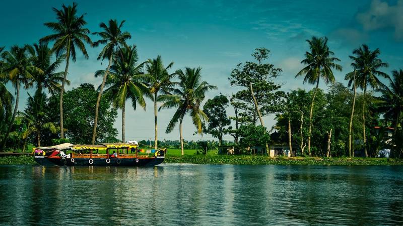 KERALA WITH KANYAKUMARI TOUR
