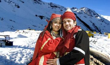 Romantic Shimla Kullu Manali Honeymoon Package