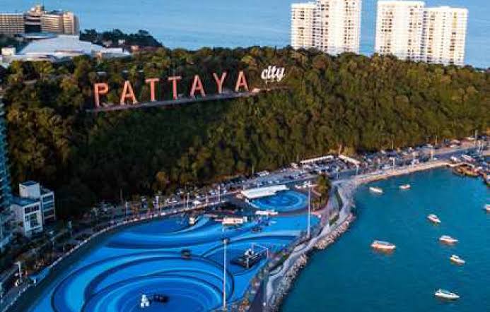 4 N Thailand Trip with Chaupharaya Dinner Cruise