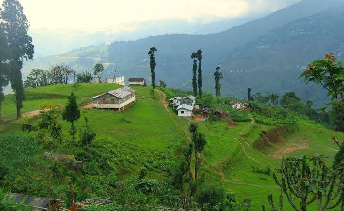 Gangtok  Lachung  Pelling  Darjeeling Tour