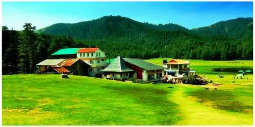 Dalhousie Khajjiar Chamba Tour