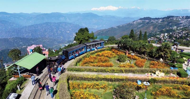 3 Nights 4 Days Darjeeling tour