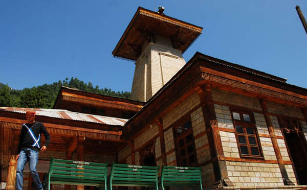 Kullu Manali Tour Package 5 Days & 4 Nights