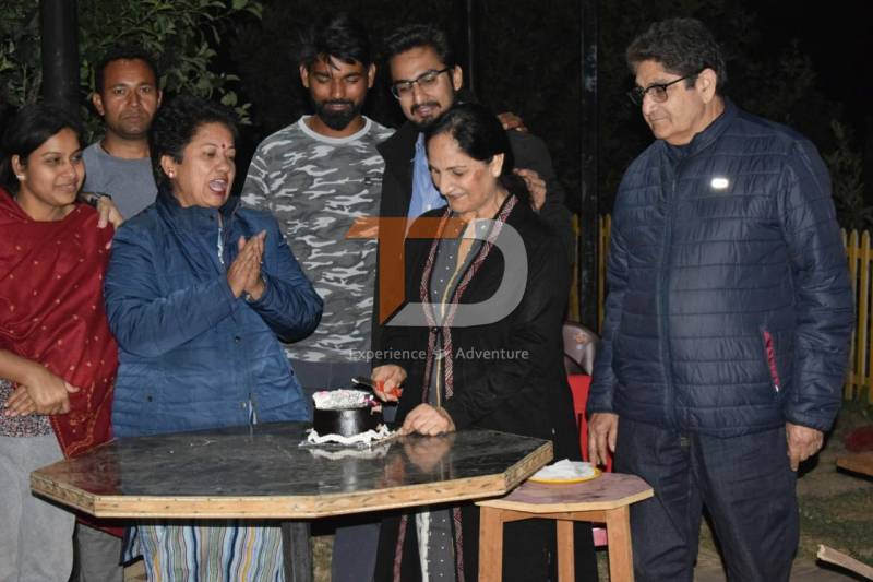 Kanatal Tour Packages / Camping & Trekking