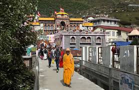 Kedarnath-Badrinath Yatra Package By 12 Seater Tempo Traveller NON AC