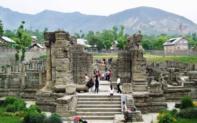 Srinagar Pahalgam Sonamarg Gulmarg Patnitop & Mata Vaisnodevi (Jammu & Kashmir)