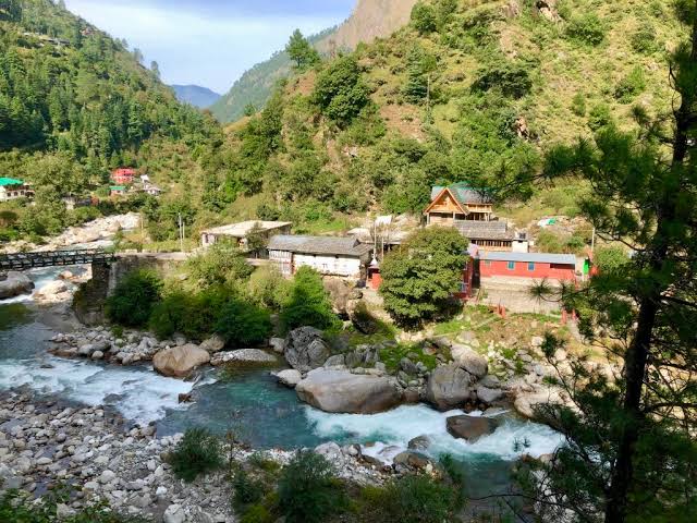 Kheerganga Waichin Jibhi Tirthan Himachal Tour